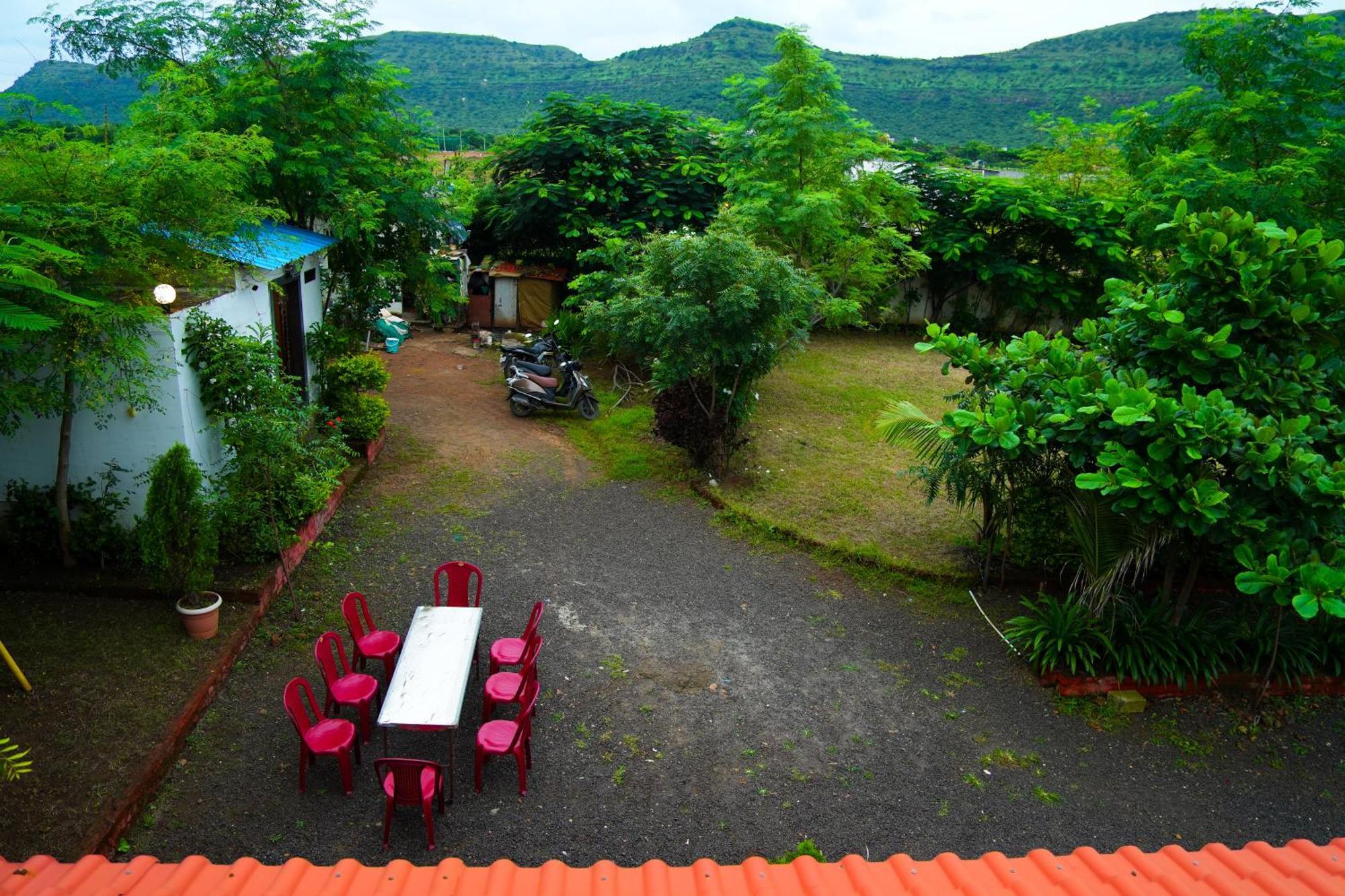 Apna Farmhouse - Private Villa With Pool & Play Area - Near Fort -15 Min To Ellora Caves Daulatabad Exteriör bild